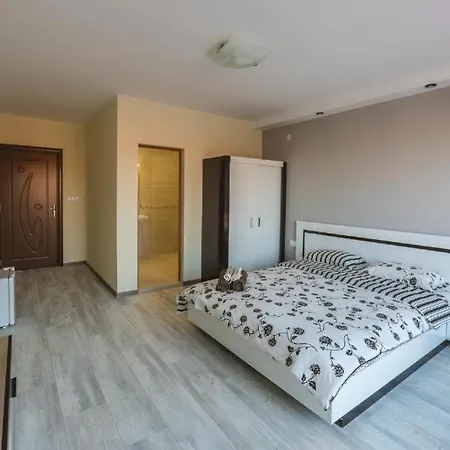Victoria Hotel Rooms Veliko Tarnovo Гостевой дом *