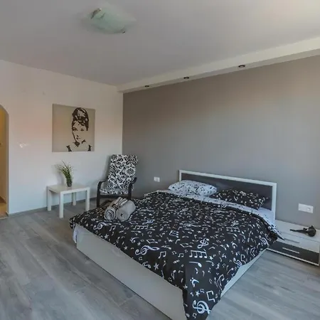 Victoria Hotel Rooms Veliko Tarnovo * Велико-Тырново
