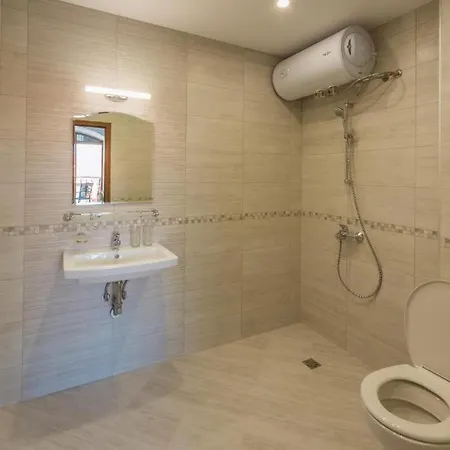 Victoria Hotel Rooms Veliko Tarnovo Велико-Тырново