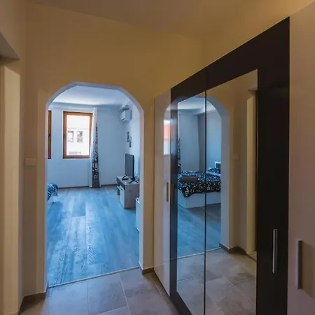 Гостевой дом Victoria Hotel Rooms Veliko Tarnovo